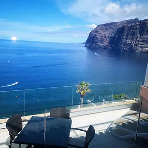 magnificent-apt-with-sea-view-cliff-marina.in-canary-islands.com/